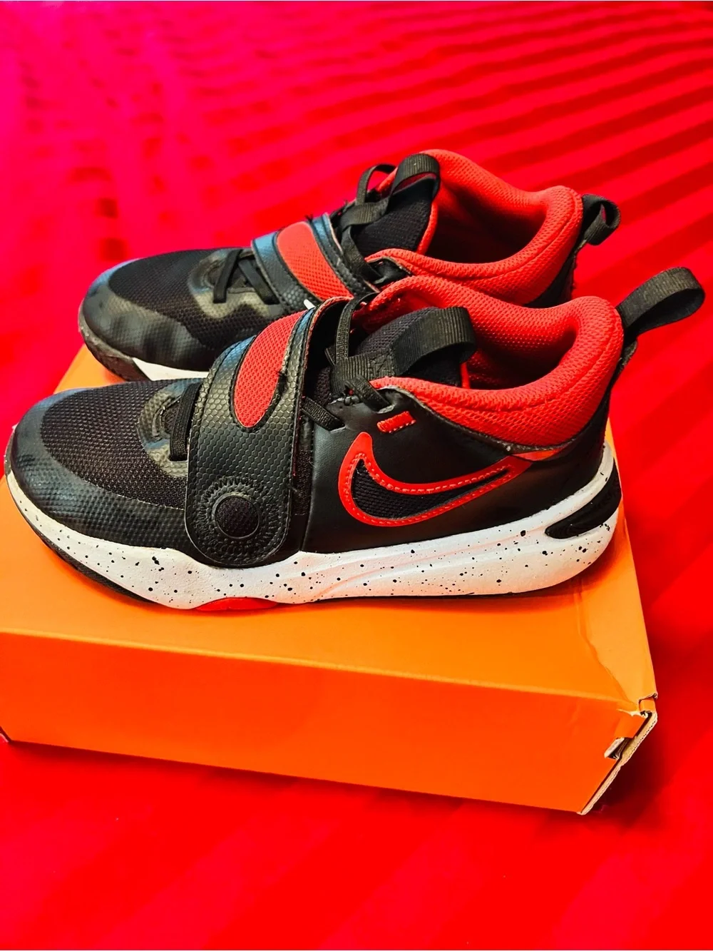 Nike Team Hustle D 11 Kids Sneakers